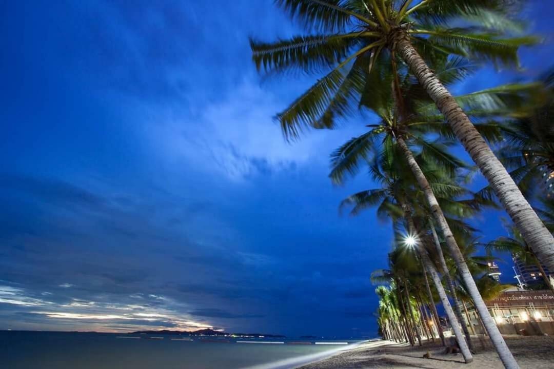 Apartamento Ar Aeras Pattaya Exterior foto