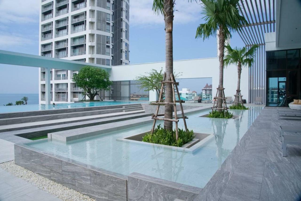 Apartamento Ar Aeras Pattaya Exterior foto